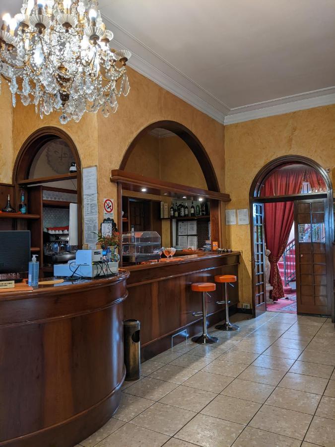Hotel Montecarlo Castellanza Exterior photo