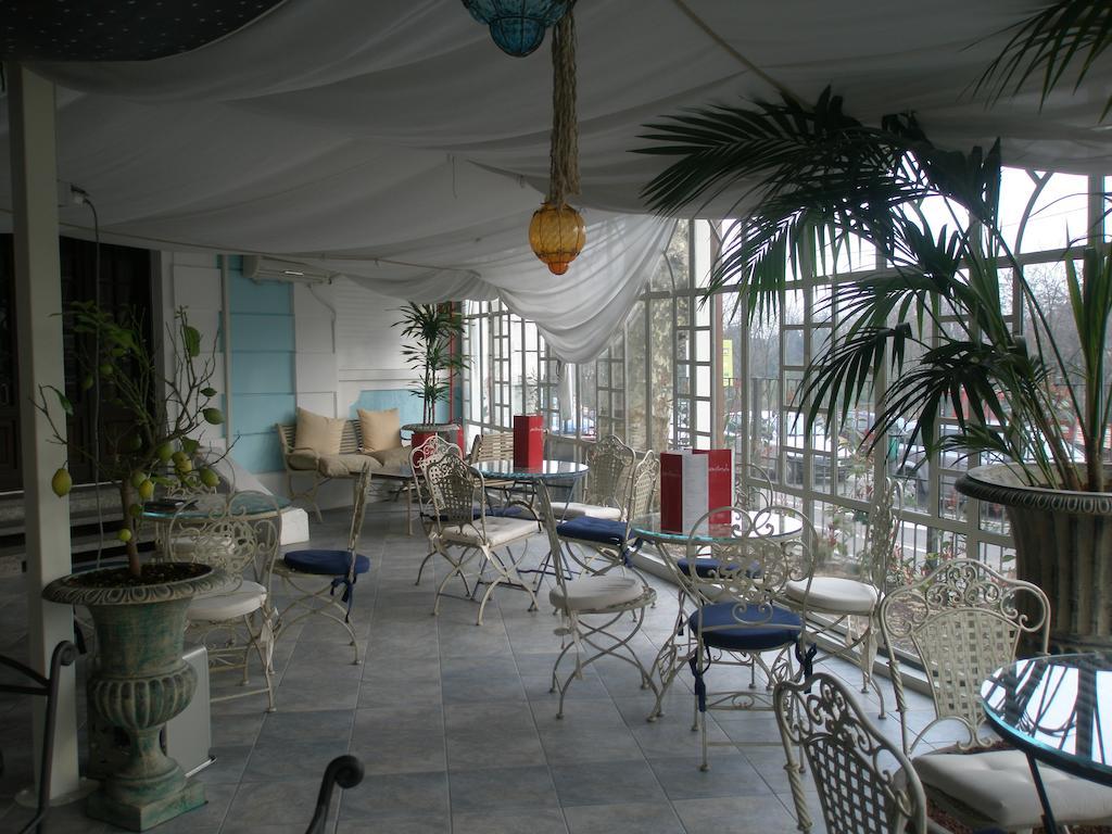 Hotel Montecarlo Castellanza Exterior photo
